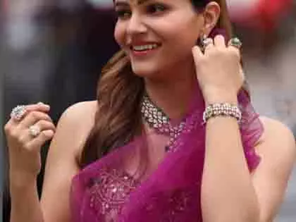 Rubina Dilaik: अपनी मां और जुड़वां बच्चियों का प्यारा वीडियो शेयर किया Rubina Dilaik: अपनी मां और जुड़वां बच्चियों का प्यारा वीडियो शेयर किया