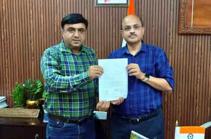 ZRUCC ने DRM से मुलाकात कर दयालाचक रेलवे स्टेशन के उन्नयन की मांग की ZRUCC ने DRM से मुलाकात कर दयालाचक रेलवे स्टेशन के उन्नयन की मांग की