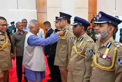 Dhaka शासन ने बांग्लादेशी सशस्त्र बलों को कत्लगाह भेजना शुरू कर दिया Dhaka शासन ने बांग्लादेशी सशस्त्र बलों को कत्लगाह भेजना शुरू कर दिया