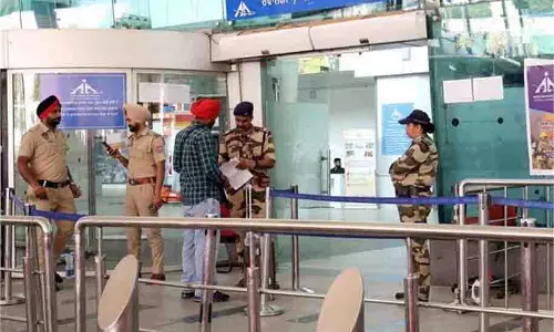 Punjab:अंतरराष्ट्रीय हवाई अड्डे पर हंगामा, 2 यात्री गिरफ्तार