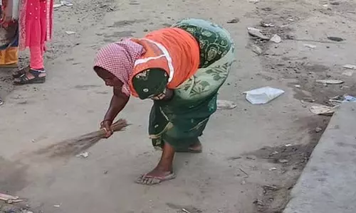 सभी ठेका सफाईकर्मियों के वेतन में वृद्धि: महापौर आर. प्रिया ने बताया