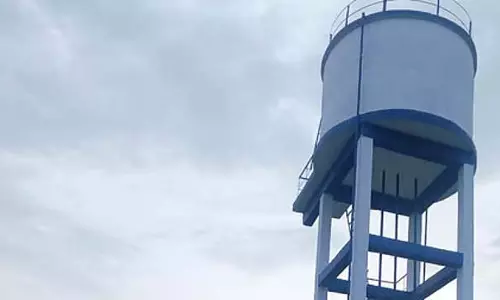 Tamil Nadu : चोलावंदन के पास पेयजल के ओवरहेड टैंक में मानव अपशिष्ट मिला हुआ पाया गया Tamil Nadu : चोलावंदन के पास पेयजल के ओवरहेड टैंक में मानव अपशिष्ट मिला हुआ पाया गया