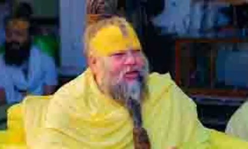 Premanand Ji Maharaj: ओवरथिंकिंग जड़ से होगी खत्म, बस फॉलो करें प्रेमानंद जी महाराज द्वारा बताए ये उपाय Premanand Ji Maharaj: ओवरथिंकिंग जड़ से होगी खत्म, बस फॉलो करें प्रेमानंद जी महाराज द्वारा बताए ये उपाय