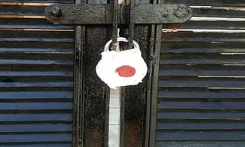 Awantipora: मादक पदार्थ तस्करों की संपत्ति पर बड़ी कार्रवाई Awantipora: मादक पदार्थ तस्करों की संपत्ति पर बड़ी कार्रवाई