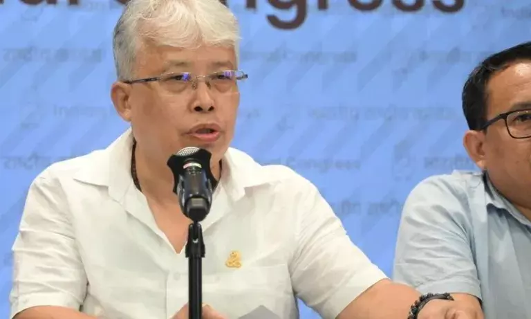Manipur : रैली के लिए जा रहे लोगों की गाड़ी दुर्घटनाग्रस्त, 4 गंभीर रूप से घायल Manipur : रैली के लिए जा रहे लोगों की गाड़ी दुर्घटनाग्रस्त, 4 गंभीर रूप से घायल