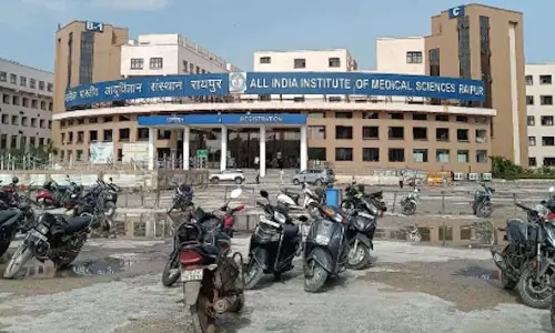 पार्किंग माफियाओं का आतंक : राजधानी सहित सभी प्रमुख शहरों में जनता परेशान पार्किंग माफियाओं का आतंक : राजधानी सहित सभी प्रमुख शहरों में जनता परेशान