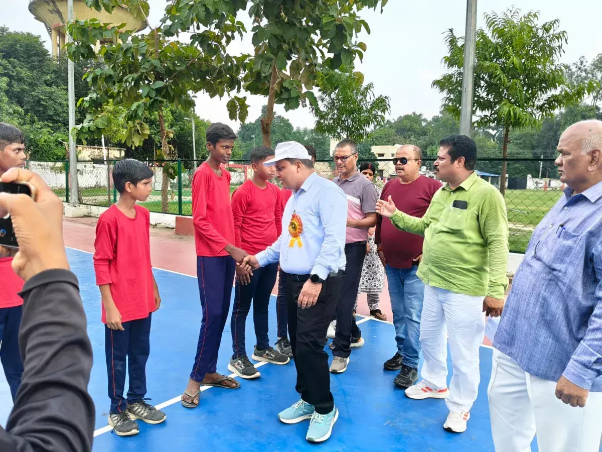 Deoria: सपनों की उड़ान गांव की मिट्टी से संभव Deoria: सपनों की उड़ान गांव की मिट्टी से संभव