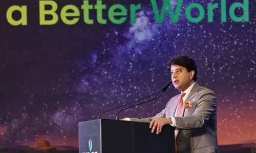 भारत सैटेलाइट कम्युनिकेशन में दुनिया का नेतृत्व करने के लिए तैयार, 2033 तक तीन गुना बढ़ेगा बाजार : ज्योतिरादित्य सिंधिया भारत सैटेलाइट कम्युनिकेशन में दुनिया का नेतृत्व करने के लिए तैयार, 2033 तक तीन गुना बढ़ेगा बाजार : ज्योतिरादित्य सिंधिया