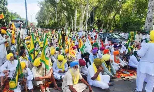Punjab: राज्य और केंद्र की उपेक्षा के खिलाफ मालवा में किसानों का प्रदर्शन Punjab: राज्य और केंद्र की उपेक्षा के खिलाफ मालवा में किसानों का प्रदर्शन