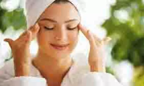 Skin Care Tips: दाल में मिलाकर लगा लें बस एक मीठी चीज, ऐसा चमकेगा चेहरा