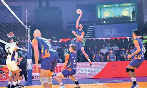 प्राइम वॉलीबॉल लीग में Mumbai मेटियर्स ने दिल्ली तूफान्स को 3-0 से हराया