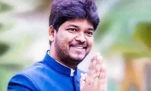 कांग्रेस ने विवादास्पद नेता नवीन यादव को Jubilee Hills उपचुनाव का उम्मीदवार बनाया कांग्रेस ने विवादास्पद नेता नवीन यादव को Jubilee Hills उपचुनाव का उम्मीदवार बनाया