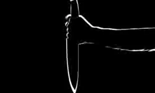 Delhi: दिलशाद गार्डन में 24 वर्षीय युवक की लूटपाट के बाद चाकू मारकर हत्या