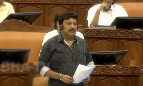 kerala: KSRTC बसों में कैंसर रोगियों के लिए निःशुल्क सेवा, गणेश कुमार ने घोषणा की kerala: KSRTC बसों में कैंसर रोगियों के लिए निःशुल्क सेवा, गणेश कुमार ने घोषणा की
