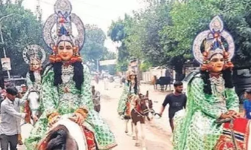 Bareilly: फरीदपुर-नवाबगंज में राम बरात शोभायात्रा ने मोहा मन Bareilly: फरीदपुर-नवाबगंज में राम बरात शोभायात्रा ने मोहा मन