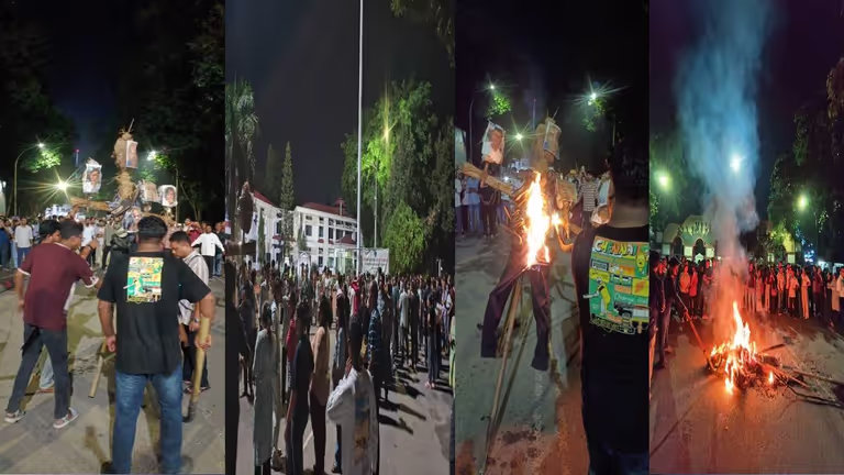 Tezpur विश्वविद्यालय में कुलपति की अनुपस्थिति और कथित भ्रष्टाचार को लेकर विरोध प्रदर्शन Tezpur विश्वविद्यालय में कुलपति की अनुपस्थिति और कथित भ्रष्टाचार को लेकर विरोध प्रदर्शन