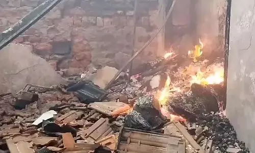 मदिकेरी के पास हरि मंदिर आवासीय विद्यालय में आग: कक्षा 2 के छात्र की मौत मदिकेरी के पास हरि मंदिर आवासीय विद्यालय में आग: कक्षा 2 के छात्र की मौत