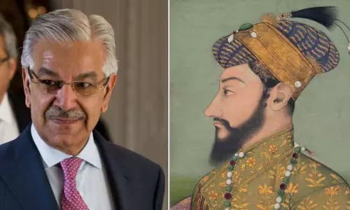 Pakistan के मंत्री ख्वाजा आसिफ की इतिहास की किताबें कूड़ेदान में क्यों फेंकी जानी चाहिए? Pakistan के मंत्री ख्वाजा आसिफ की इतिहास की किताबें कूड़ेदान में क्यों फेंकी जानी चाहिए?