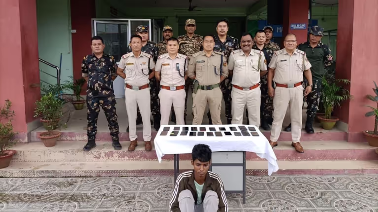 Arunachal : आदतन मोबाइल फोन चोर गिरफ्तार, ईटानगर में 20 चोरी के उपकरण बरामद