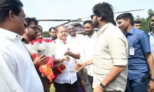 Andhra: उपमुख्यमंत्री पवन ने उप्पाडा मछुआरों से मुलाकात की