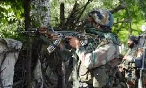 Sikkim : जम्मू-कश्मीर के कोकेरनाग में आतंकवाद विरोधी अभियान के बीच दो जवान लापता Sikkim : जम्मू-कश्मीर के कोकेरनाग में आतंकवाद विरोधी अभियान के बीच दो जवान लापता