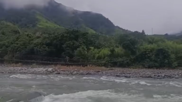 Arunachal प्रदेश में पवित्र अथुपोपु की 20 दिवसीय यात्रा के लिए सेना और नागरिक एकजुट Arunachal प्रदेश में पवित्र अथुपोपु की 20 दिवसीय यात्रा के लिए सेना और नागरिक एकजुट