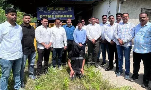 परिवार पर हमला, 500 CCTV कैमरों का इस्तेमाल कर हमलावर गिरफ्तार परिवार पर हमला, 500 CCTV कैमरों का इस्तेमाल कर हमलावर गिरफ्तार