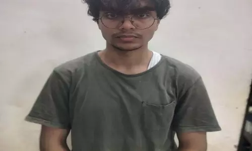 Raipur Breaking: AI टूल से 36 छात्राओं की तस्वीरें अश्लील दृश्यों में मॉर्फ, आरोपी छात्र गिरफ्तार