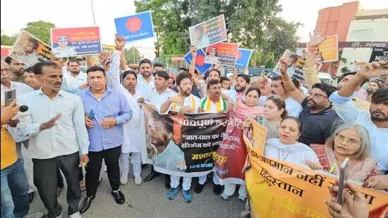 Chandigarh नेताओं ने आईपीएस अधिकारी की आत्महत्या की जांच की मांग की Chandigarh नेताओं ने आईपीएस अधिकारी की आत्महत्या की जांच की मांग की