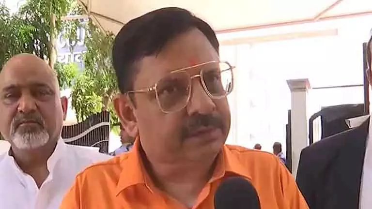 Delhi BJP सरकार ने श्रमिकों को जल्द नीतिगत फैसले का दिया आश्वासन Delhi BJP सरकार ने श्रमिकों को जल्द नीतिगत फैसले का दिया आश्वासन