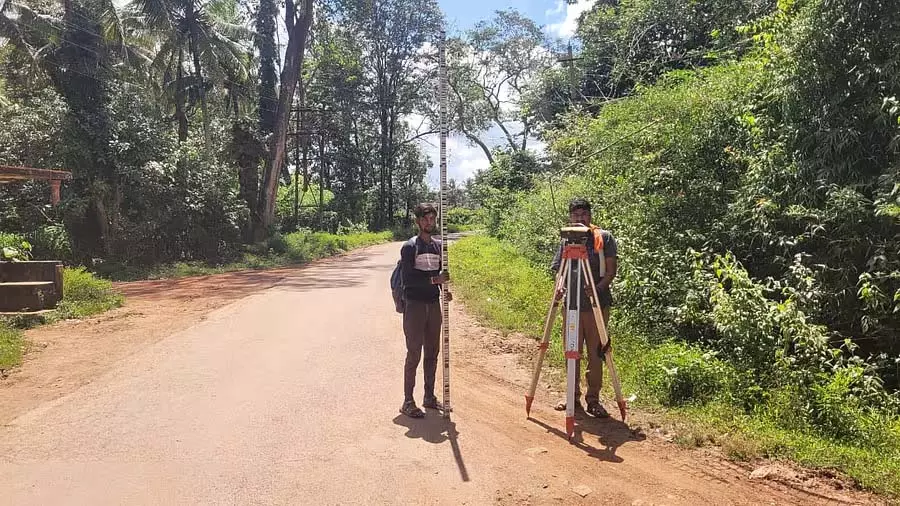 उत्तर कन्नड़ : दूसरे चरण का सर्वेक्षण शुरू उत्तर कन्नड़ : दूसरे चरण का सर्वेक्षण शुरू