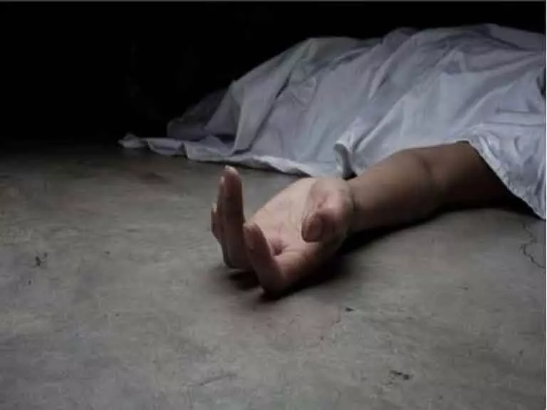 दक्षिणी दिल्ली में दीवार गिरने से एक की मौत, चार घायल दक्षिणी दिल्ली में दीवार गिरने से एक की मौत, चार घायल