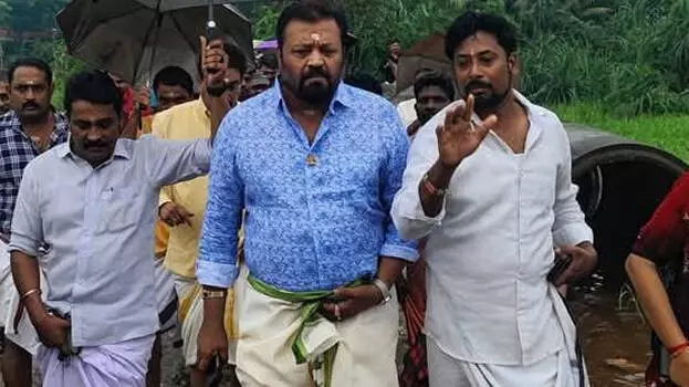 Kerala: सबरीमाला सोना चढ़ाने विवाद के बीच अभिनेताओं पर छापेमारी Kerala: सबरीमाला सोना चढ़ाने विवाद के बीच अभिनेताओं पर छापेमारी