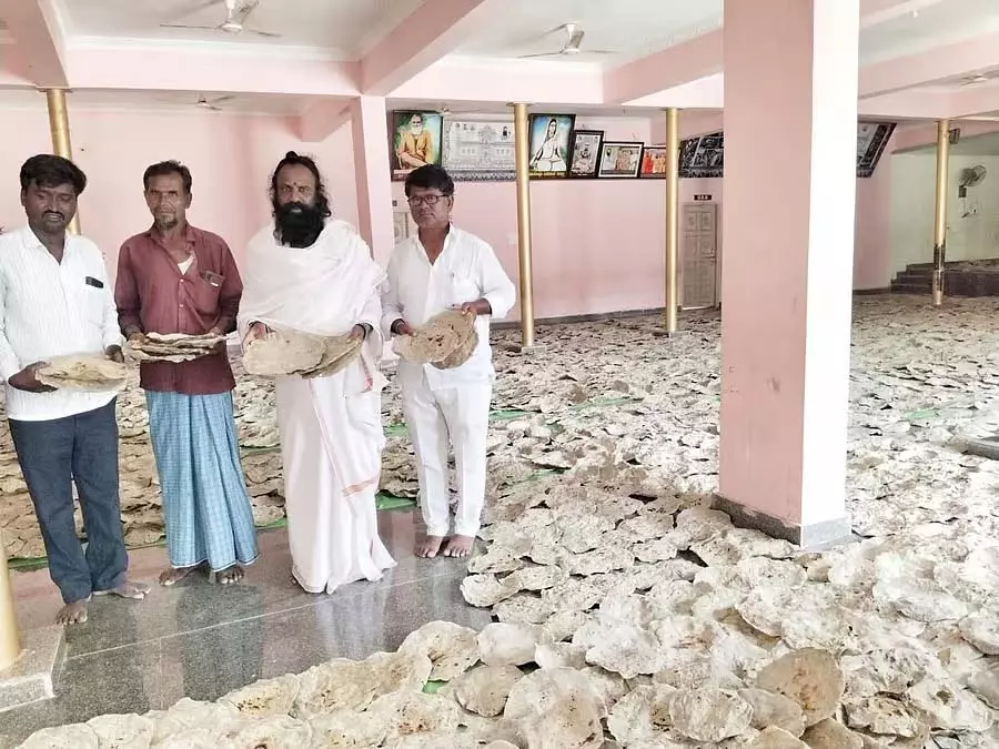 Sheikhpura ; 50 क्विंटल रोटी की तैयारी Sheikhpura ; 50 क्विंटल रोटी की तैयारी