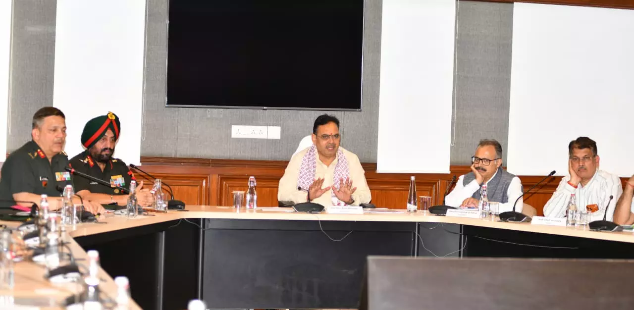 Jaipur: मुख्यमंत्री ने आर्मी-डे परेड की तैयारियों का लिया जायजा Jaipur: मुख्यमंत्री ने आर्मी-डे परेड की तैयारियों का लिया जायजा
