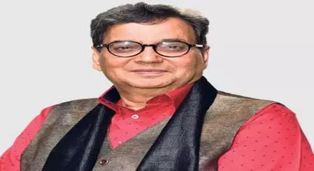 रणबीर कपूर ने सुभाष घई के एक्टिंग स्कूल में राज कपूर और गुरु दत्त को दी श्रद्धांजलि रणबीर कपूर ने सुभाष घई के एक्टिंग स्कूल में राज कपूर और गुरु दत्त को दी श्रद्धांजलि