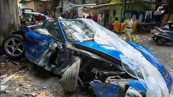 22 वर्षीय छात्र गंभीर रूप से घायल, उसकी पोर्श कार WEH डिवाइडर से टकराई 22 वर्षीय छात्र गंभीर रूप से घायल, उसकी पोर्श कार WEH डिवाइडर से टकराई
