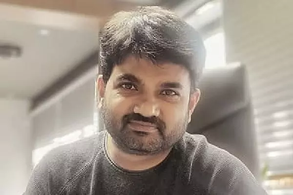 निर्देशक मारुति द राजा साब के डांस नंबर में प्रभास की ऊर्जा से प्रभावित निर्देशक मारुति द राजा साब के डांस नंबर में प्रभास की ऊर्जा से प्रभावित