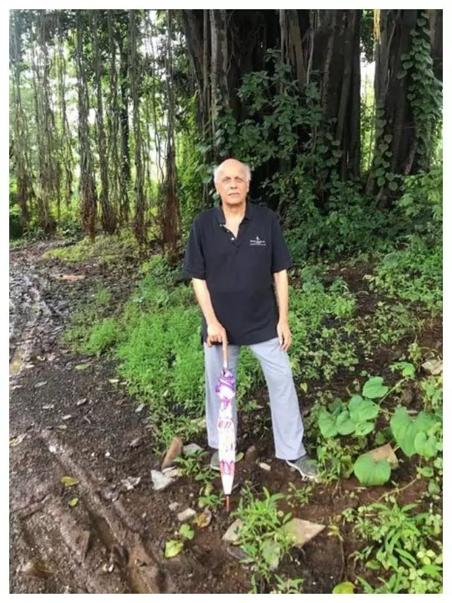 नशे में धुत Mahesh Bhatt और Ex पत्नी के बीच रातभर हुआ ड्रामा, चिल्लाते रहे फिल्ममेकर – जानिए पूरी कहानी नशे में धुत Mahesh Bhatt और Ex पत्नी के बीच रातभर हुआ ड्रामा, चिल्लाते रहे फिल्ममेकर – जानिए पूरी कहानी