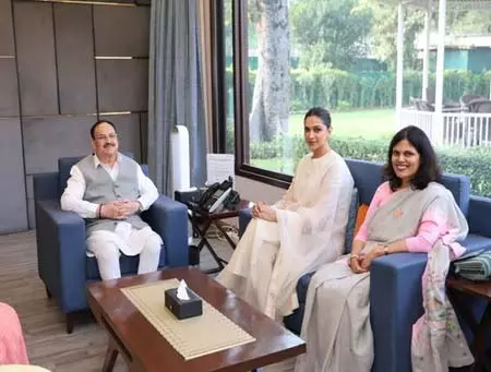 टेली मानस ऐप का शुभारंभ, 10 क्षेत्रीय भाषाओं में मिलेगी जानकारी टेली मानस ऐप का शुभारंभ, 10 क्षेत्रीय भाषाओं में मिलेगी जानकारी