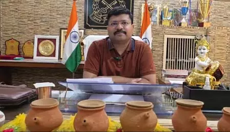 जेल: 36 महिला बंदियों ने रखा करवा चौथ व्रत जेल: 36 महिला बंदियों ने रखा करवा चौथ व्रत