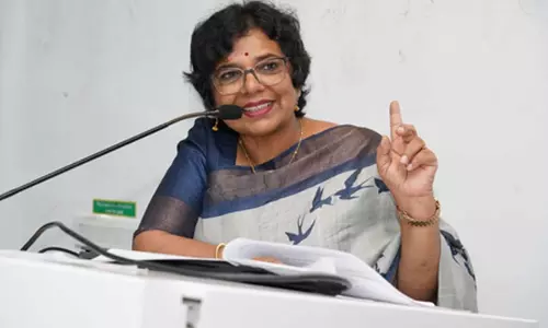 राष्ट्रीय महिला आयोग 13 अक्टूबर को बेंगलुरु में महिलाओं की जन सुनवाई आयोजित करेगा राष्ट्रीय महिला आयोग 13 अक्टूबर को बेंगलुरु में महिलाओं की जन सुनवाई आयोजित करेगा