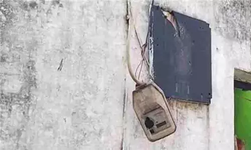 Guna: सुदामा कॉलोनी में बीती रात अज्ञात बदमाशों ने जमकर मचाया उत्पात Guna: सुदामा कॉलोनी में बीती रात अज्ञात बदमाशों ने जमकर मचाया उत्पात