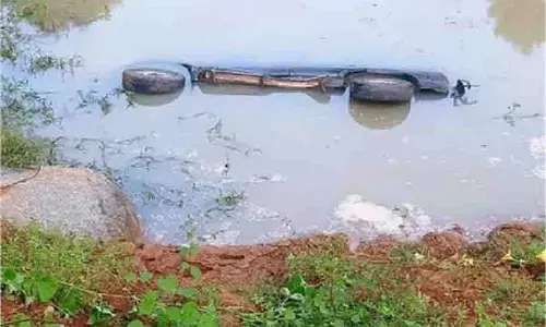 Jharkhand : तेज रफ्तार स्कॉर्पियो नदी में गिरी,  युवक की  मौत