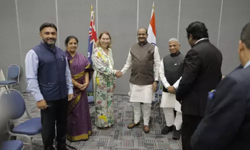 लोकसभा अध्यक्ष ओम बिरला ने बारबाडोस में ऑस्ट्रेलियाई सीनेट अध्यक्ष से मुलाकात की