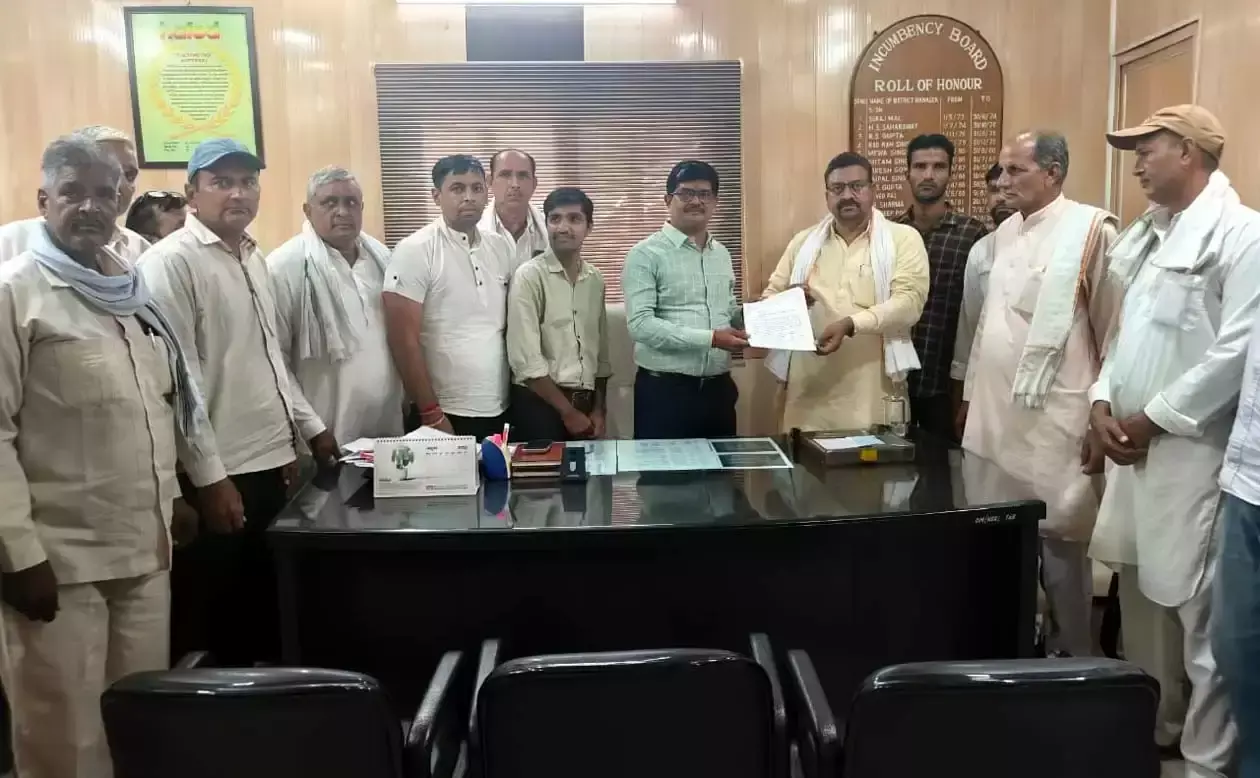 Hisar: कर्मचारी यूनियन की हड़ताल से कामकाज पर पड़ा असर