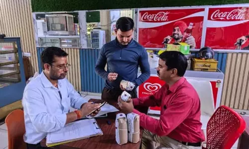 दीपावली से पहले खाद्य विभाग एक्शन में, 8 नमूने लिए गए, 180 किलोग्राम से अधिक मिलावटी खाद्य पदार्थ नष्ट दीपावली से पहले खाद्य विभाग एक्शन में, 8 नमूने लिए गए, 180 किलोग्राम से अधिक मिलावटी खाद्य पदार्थ नष्ट