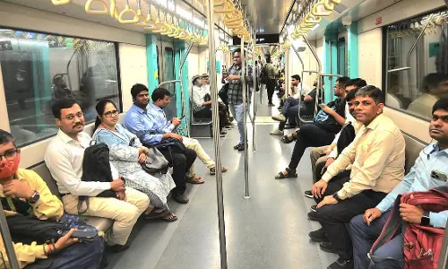 Mumbai मेट्रो लाइन 3 को पहले दिन 1.56 लाख से अधिक यात्रियों की अच्छी प्रतिक्रिया मिली Mumbai मेट्रो लाइन 3 को पहले दिन 1.56 लाख से अधिक यात्रियों की अच्छी प्रतिक्रिया मिली