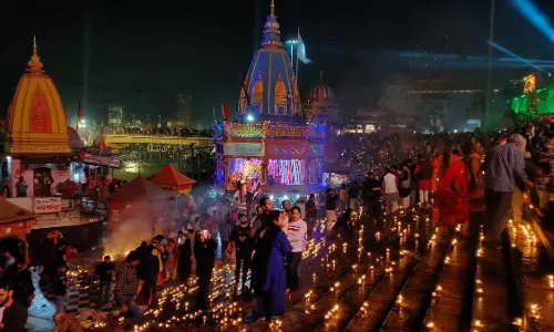 Haridwar: कन्या गुरुकुल में धूमधाम से आयोजित दीवाली मेला Haridwar: कन्या गुरुकुल में धूमधाम से आयोजित दीवाली मेला