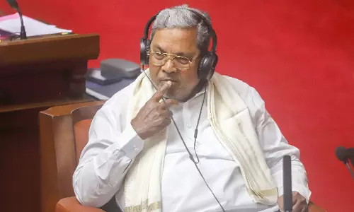 Karnataka कैबिनेट फेरबदल से पहले सिद्धारमैया का डिनर डिप्लोमैसी शुरू Karnataka कैबिनेट फेरबदल से पहले सिद्धारमैया का डिनर डिप्लोमैसी शुरू